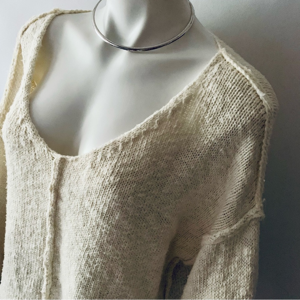 u r b a n :: Slouchy Raw Exposed Seam Knit Sweater - Picture 2 of 13